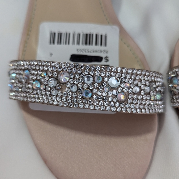 NWT Betsey Johnson Mari Champagne Size 6.5 - Picture 12 of 12